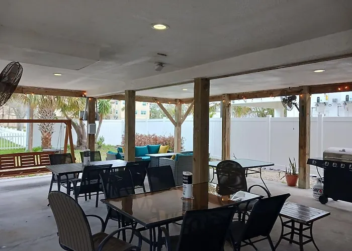 El Palmar Llc Whole House