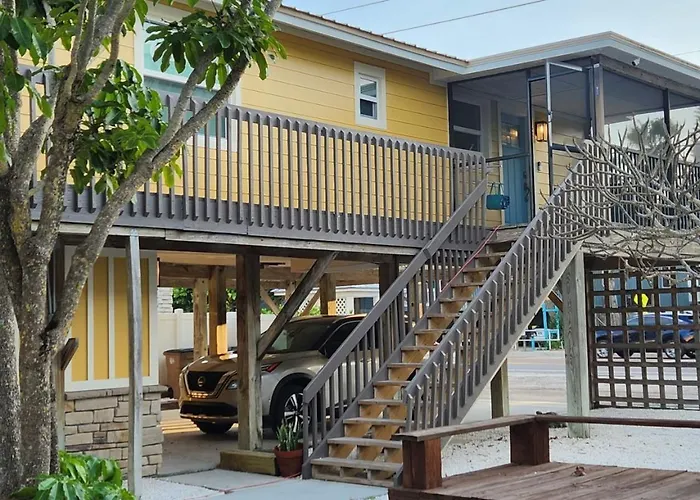 Ferienhaus El Palmar Llc Whole House